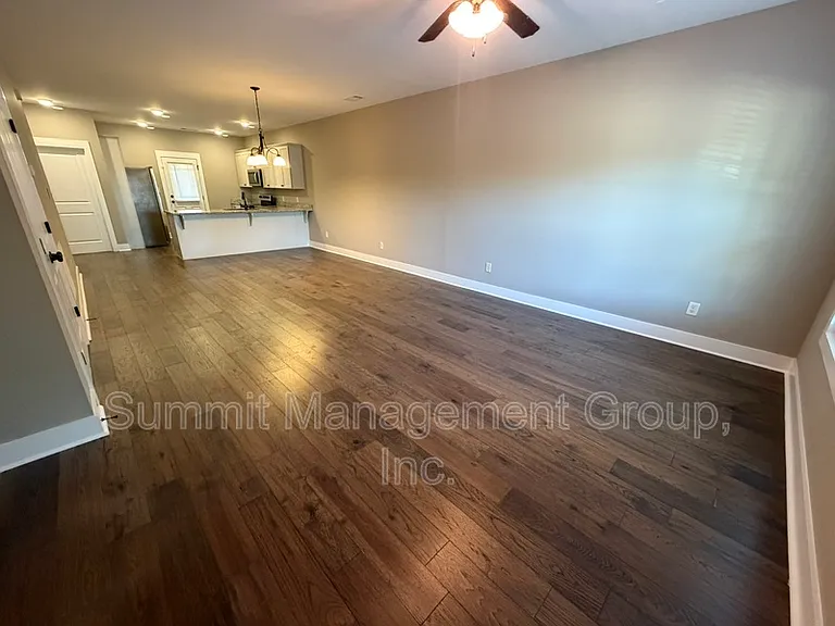 860 S Harkness St #H — Photo 3