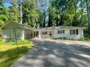 224 Cold Creek Dr, Alpharetta, GA 30009