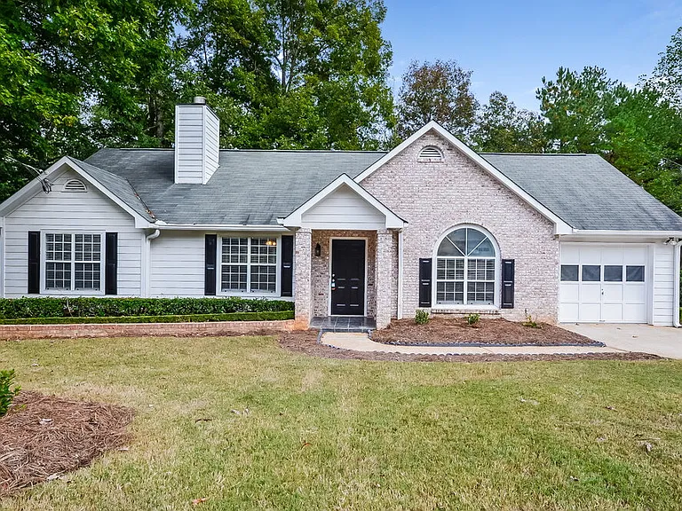 5406 Cindy Ln SE — Photo 1
