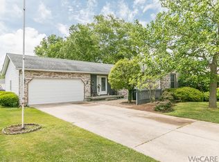 3015 Hummingbird St, Lima, OH 45807