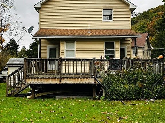 4th image of this home