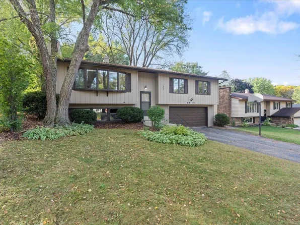 6817 Stratford Dr, Madison, WI 53719