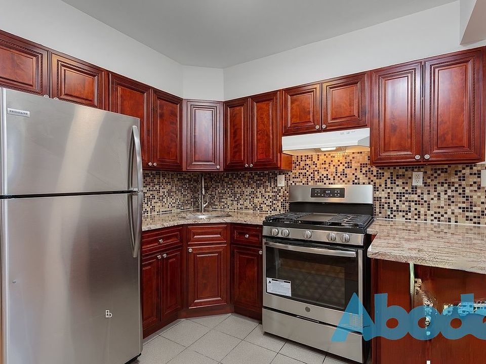 1st image of 24 Suydam Pl #3B