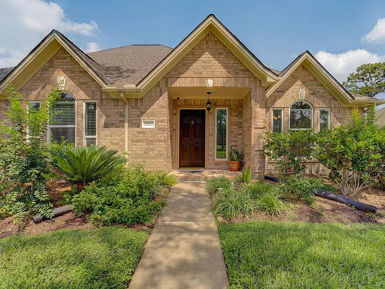 21702 Cayman Point Dr — Photo 4