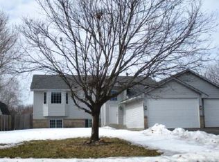 7657 Mustang Ln, Lino Lakes, MN 55014