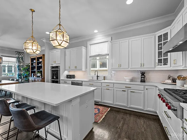 412 Eli St — Photo 14