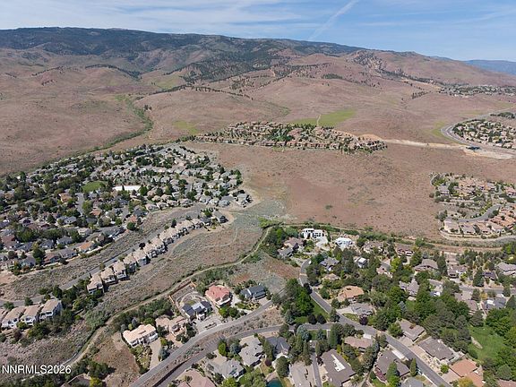 4th image of 2815 Lake Ridge Shrs E