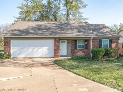 303 Adirondack Loop, Roland, OK, 74954