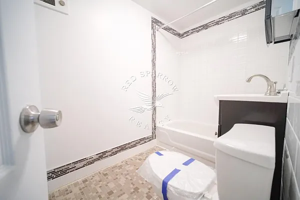 Rented by Red Sparrow Realty Group | media 31