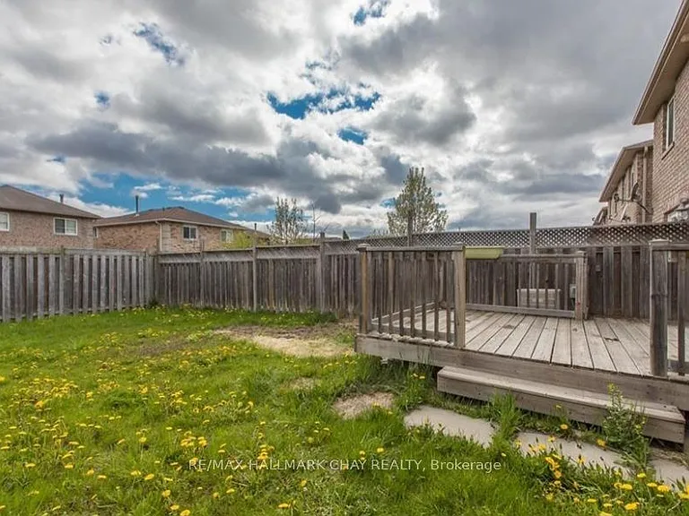 361 Dunsmore Ln — Photo 23