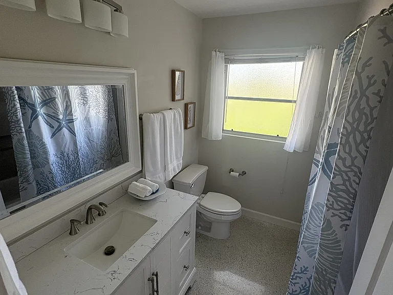 108 Charles Dr — Photo 9
