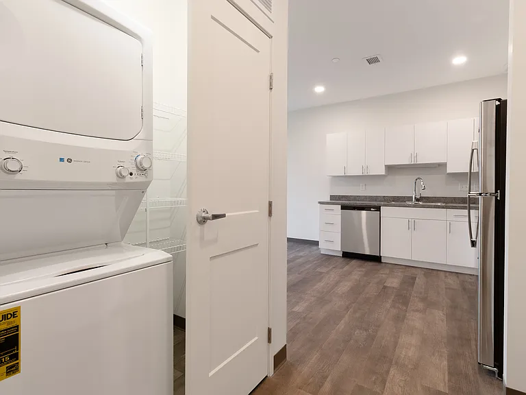 North Corktown Apartments — Photo 6