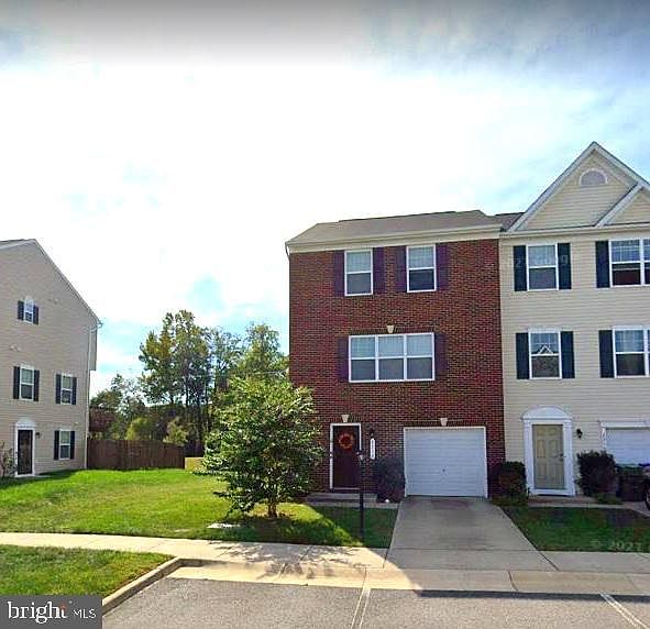 1st image of 2312 Drake Ln