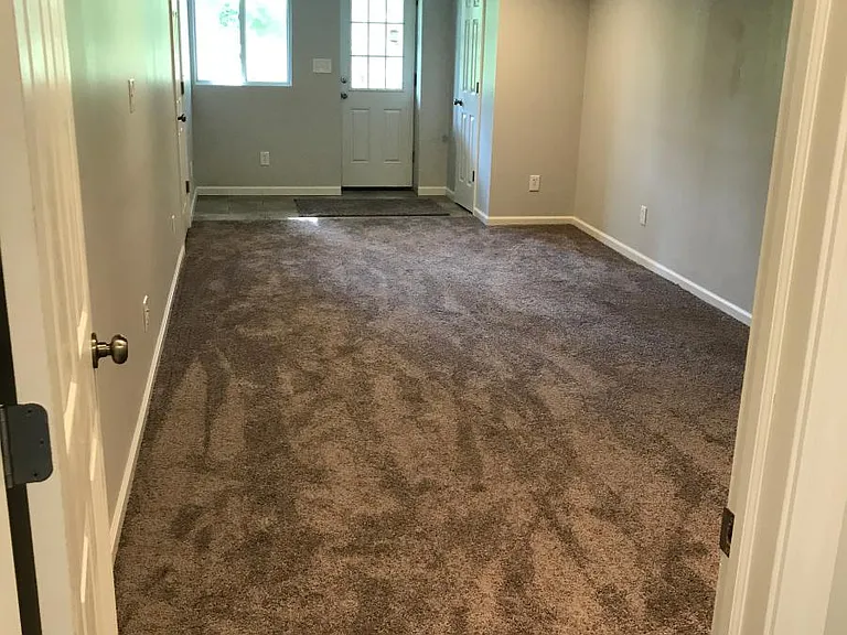 401 Hawthorne Rd — Photo 16