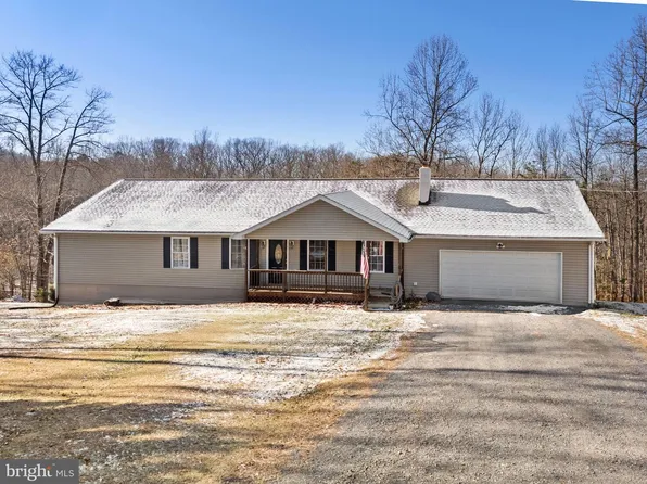 709 Howellsville Heights Cir, Front Royal, VA 22630