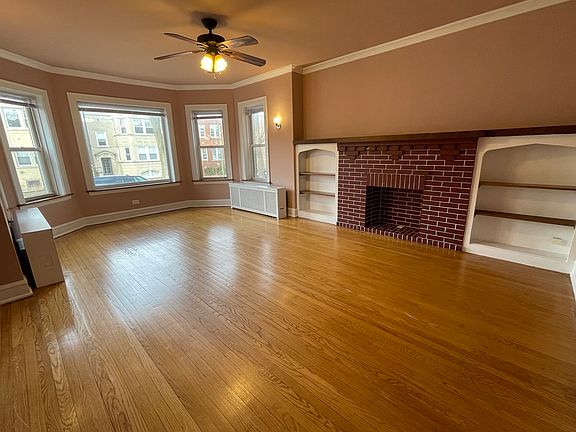 5th image of 5717 N Artesian Ave #1