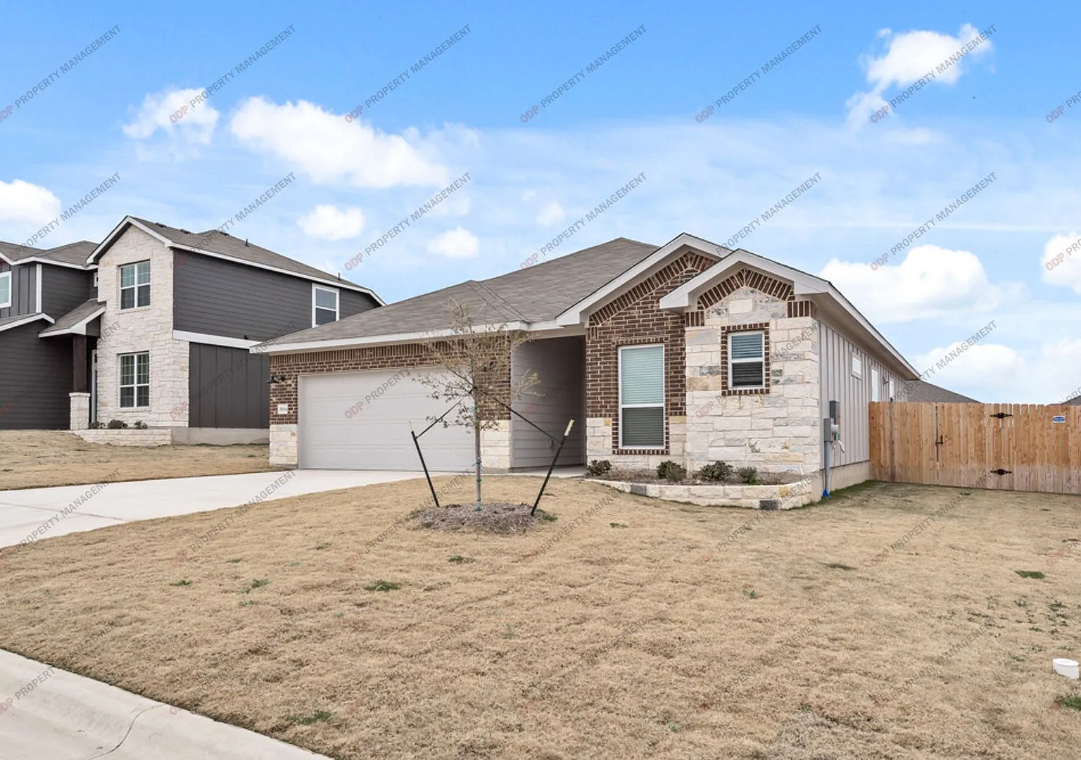 Remarkable 4bed-3bath — Photo 4