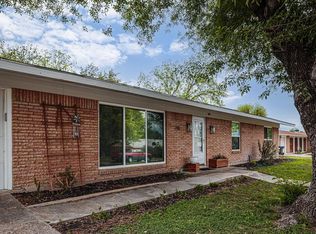 710 Stricklen Ave, Del Rio, TX 78840