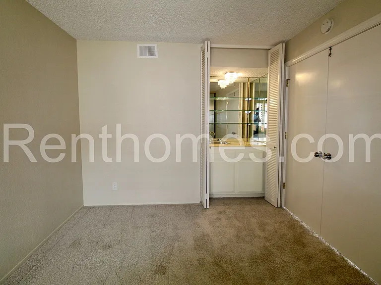 6747 Friars Rd #132 — Photo 11