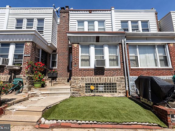 2nd image of 213 Rosemar St