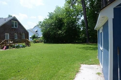 3rd image of 4204 Arlington Pl