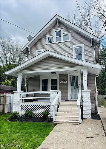 364 Ira Ave Photo 1