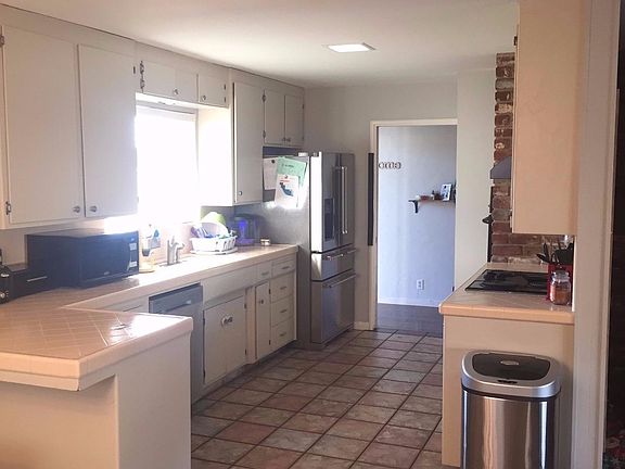 3rd image of 760 Pine St
