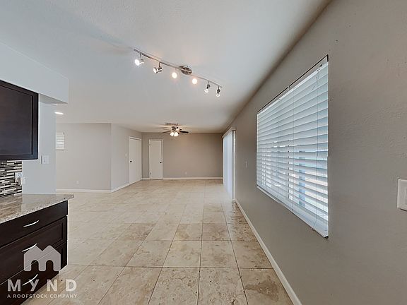 5th image of 3414 W Glenn Dr