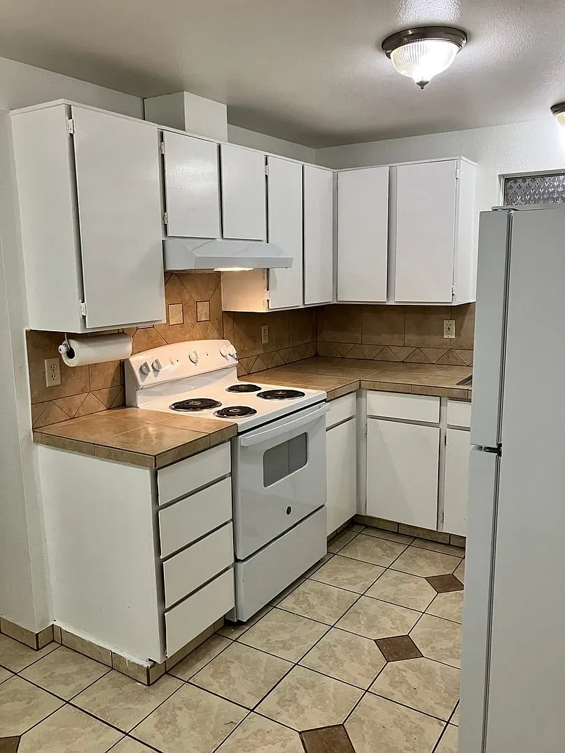 Charming 2BR House in Portland, (rent freeze with 3-5 yr. lease) — Photo 4