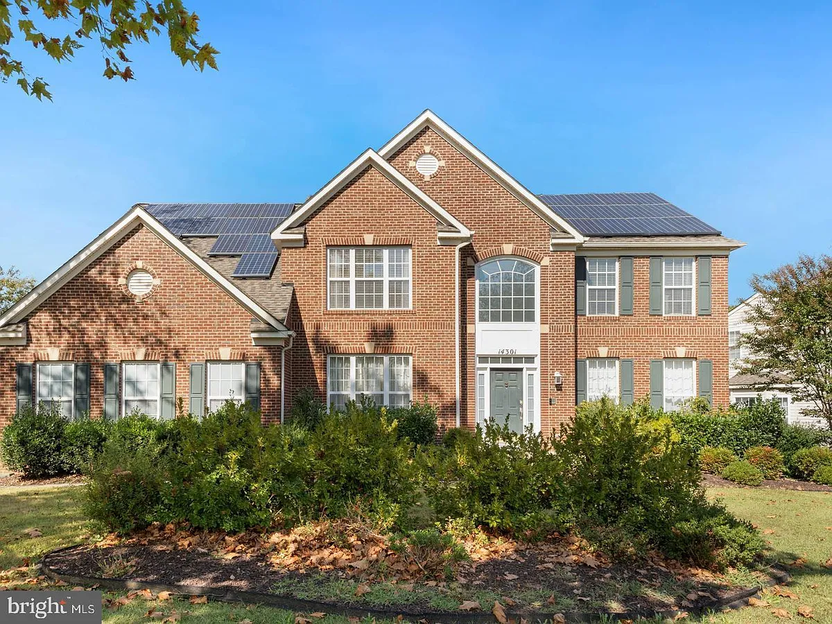 Building Photo - 14301 Autumn Crest Rd