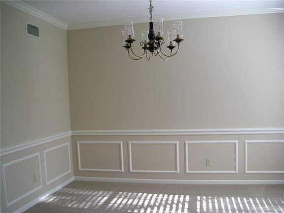 4th image of 2803 Forest Garden Dr