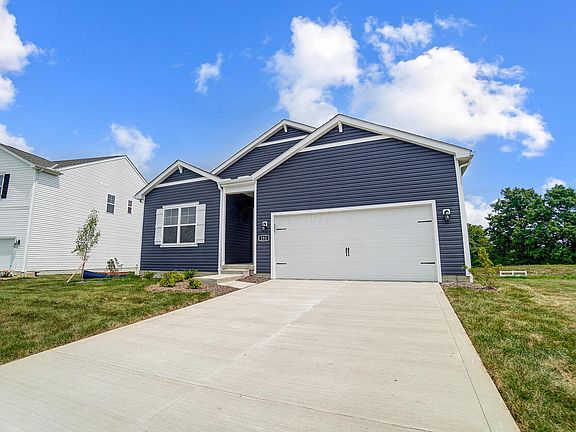 4th image of 153 Avery Pl