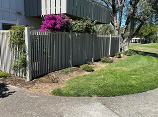 255 S Rengstorff Ave APT 61, Mountain View, CA 94040