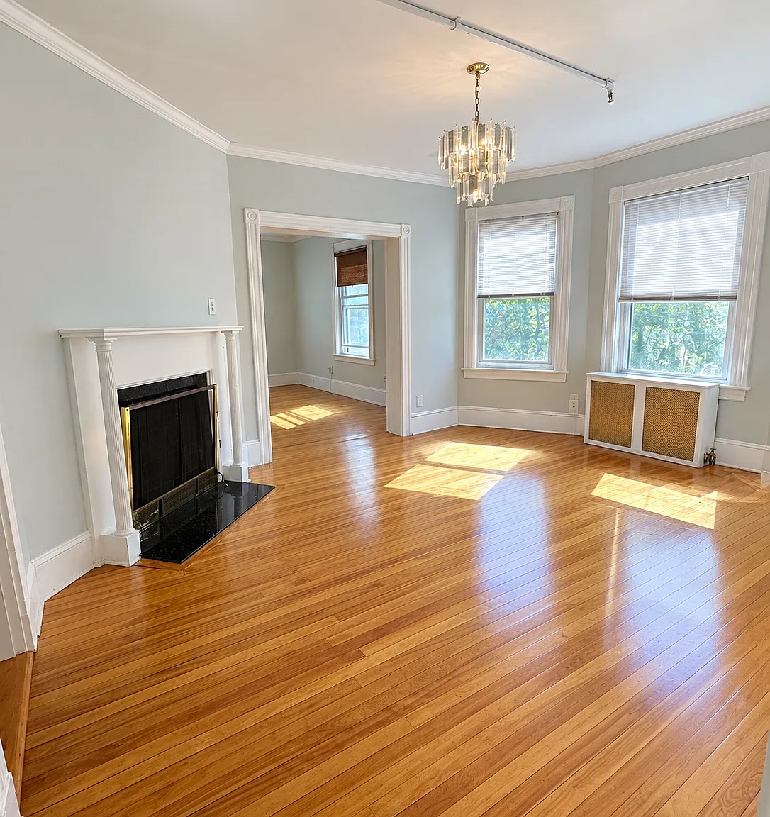 3 bed, 1700 sqft, $3,200 — Photo 1