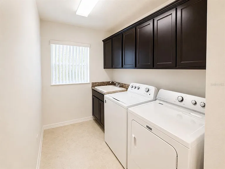 3942 Zenith Loop — Photo 12