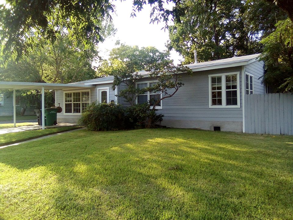 1st image of 355 Nassau Dr