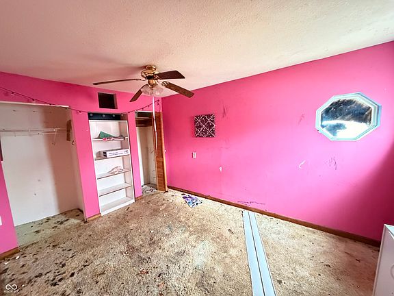 3rd image of 207 W Union St