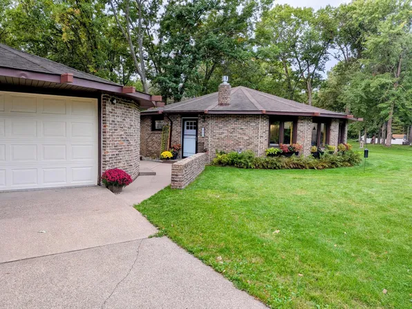 14417 Oak Ridge Dr, Little Falls, MN 56345