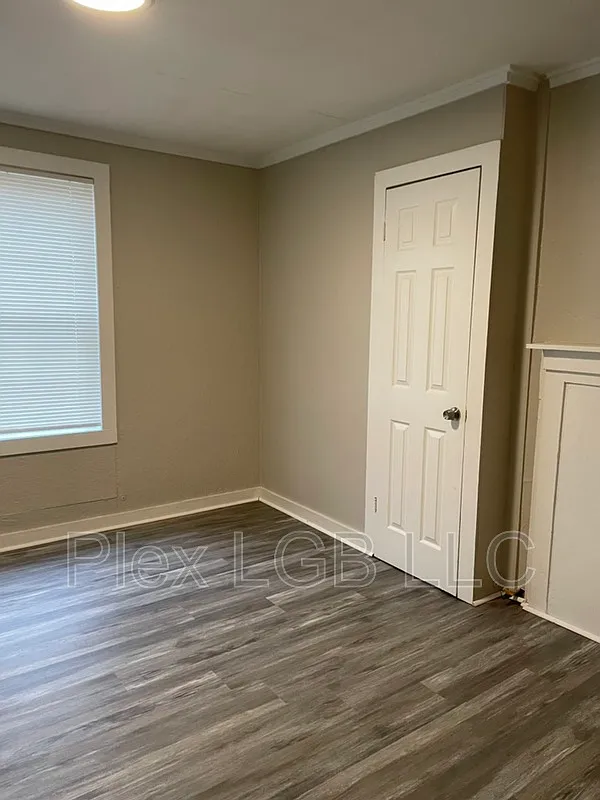 2 bed, 1.0 bath, 761 sqft, $975 — Photo 3