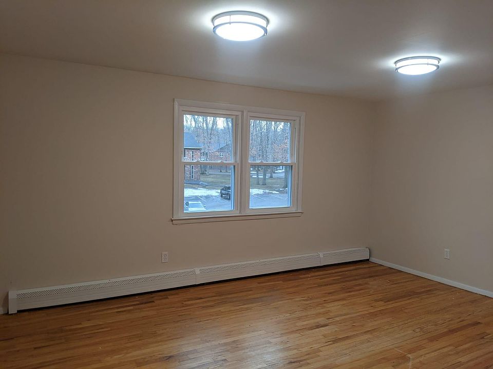 382 Daleville Rd Willington CT Zillow