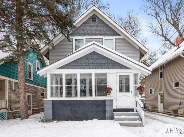 1320 Tamarack Ave NW, Grand Rapids, MI 49504