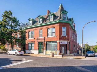 3129 Chippewa St, Saint Louis, MO 63118