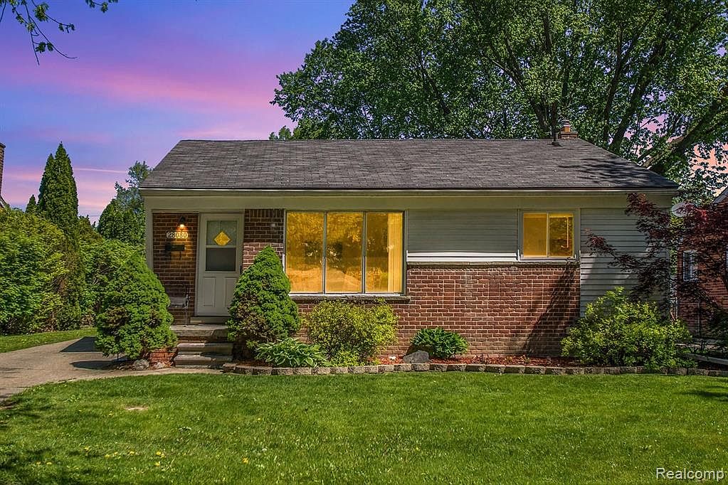 28080 W Chicago St, Livonia, MI 48150 Zillow