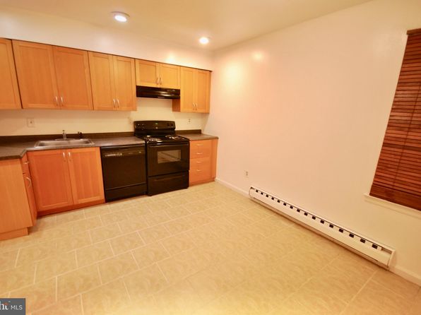 1105 Bromley Est, Clementon, NJ 08021