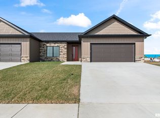 5305 Verdant Ln, Springfield, IL 62711