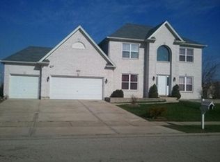 405 Blue Ridge Dr, Oswego, IL 60543