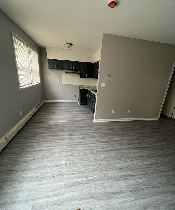 1st image of 27 Marshall St APT B7