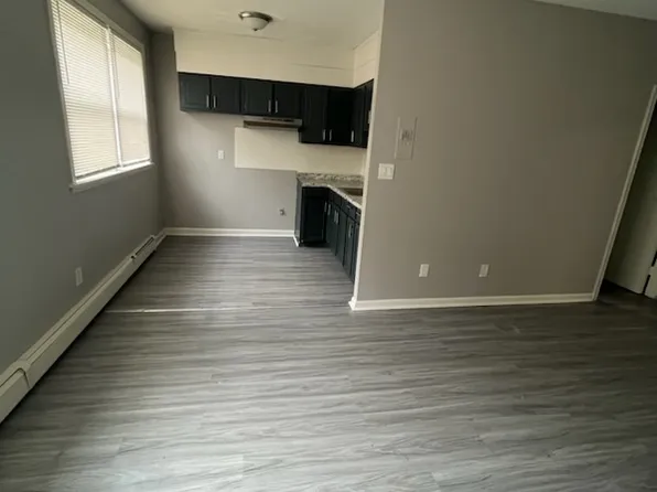 27 Marshall St APT B7, Hartford, CT 06105