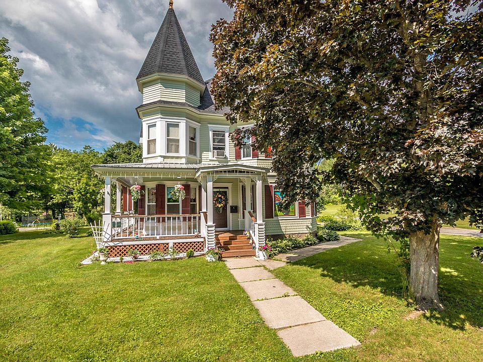 17 Park Street, Whitefield, NH 03598 Zillow