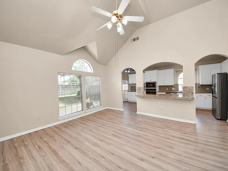 10007 Adobe Dr — Photo 8